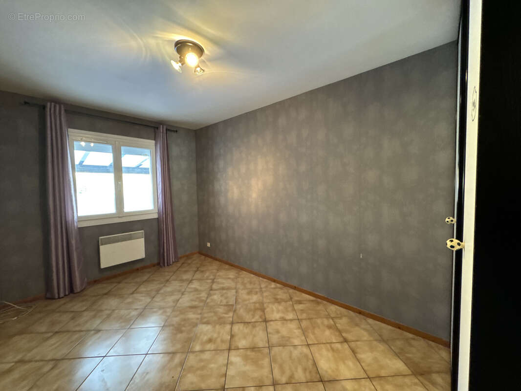 Maison à MONTVENDRE