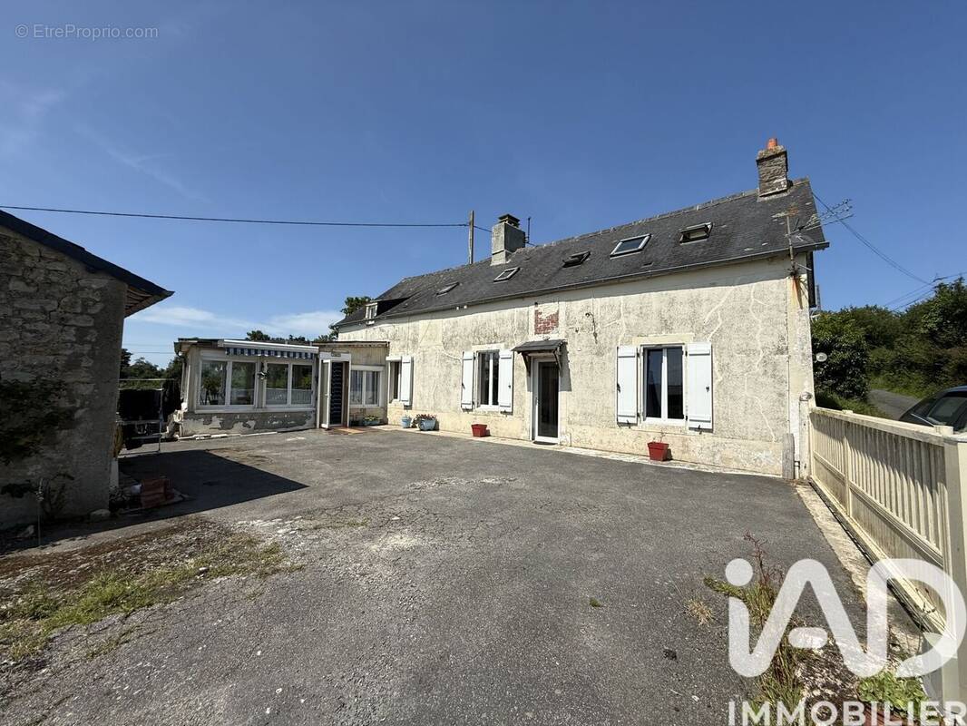 Photo 1 - Maison à LA FOLIE