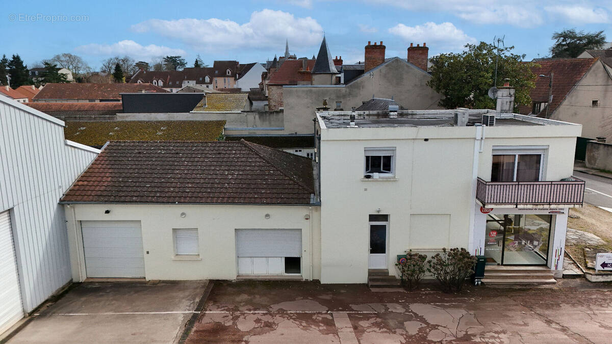 Appartement à MOULINS
