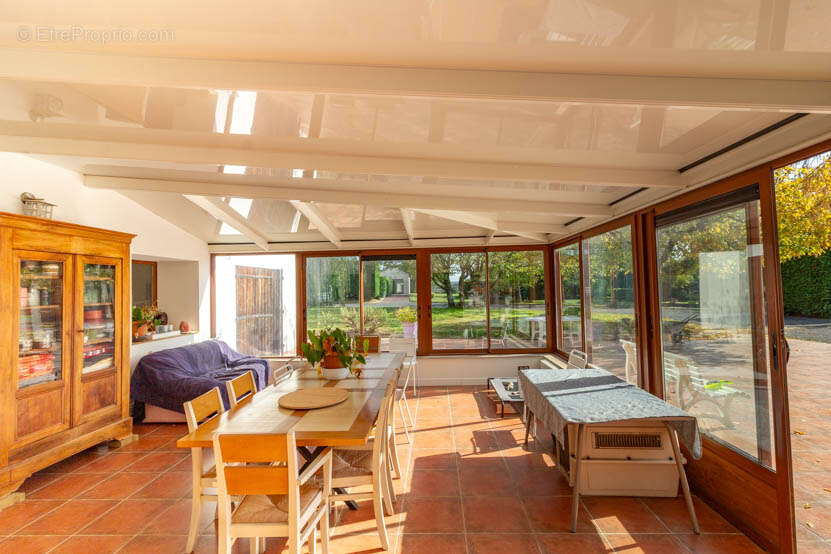 Maison à DAMPIERRE-EN-GRACAY