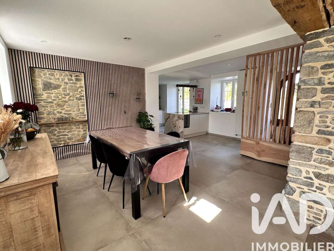 Photo 6 - Maison à MONTHUCHON