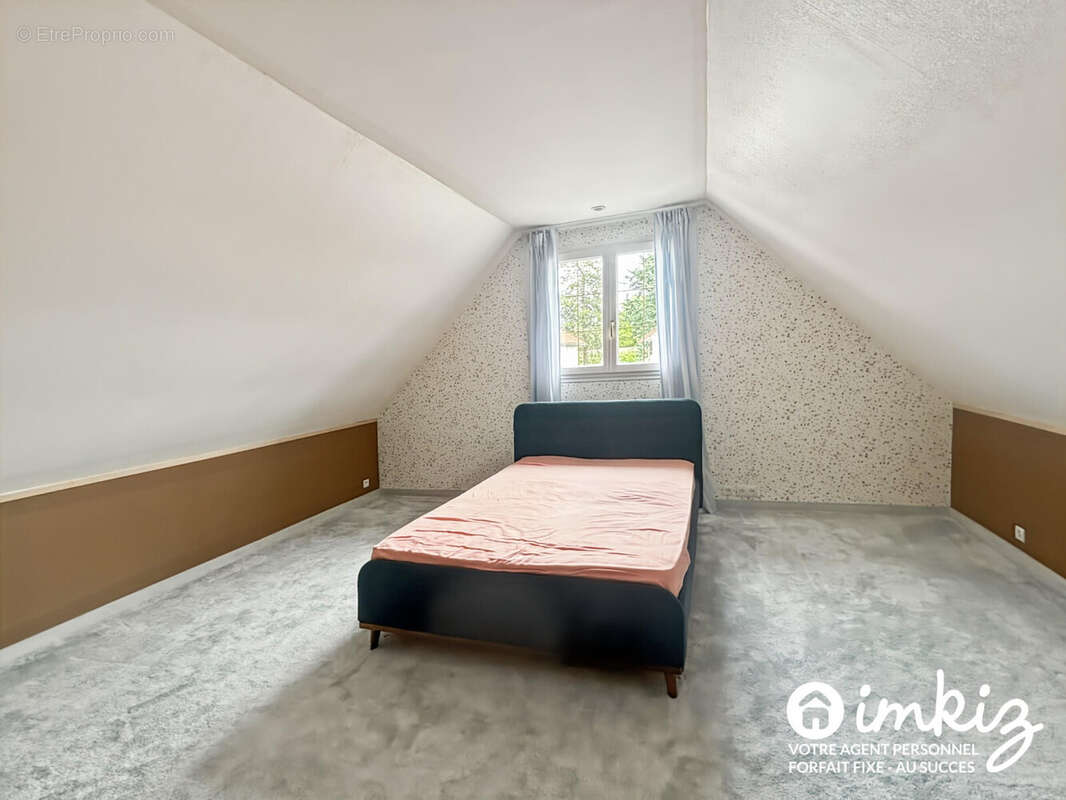 Maison de charme 154 m2 - 7 pièces - 5 chambres - photo 8