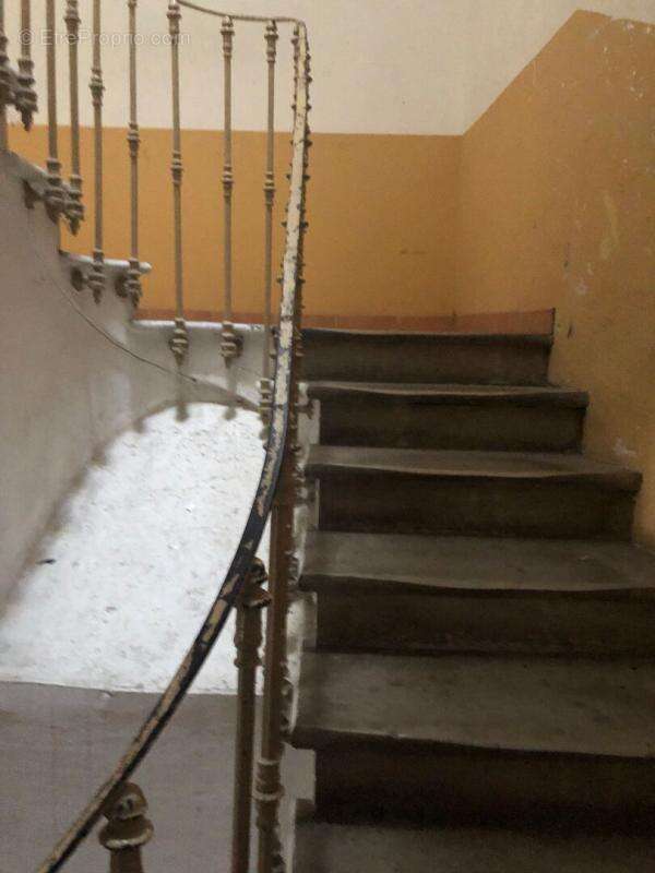 Appartement à PAULHAN