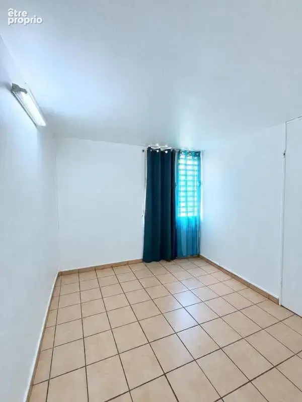 Appartement F4 à Sainte-Marie, résidence calme, proche de toutes commodités - photo 7