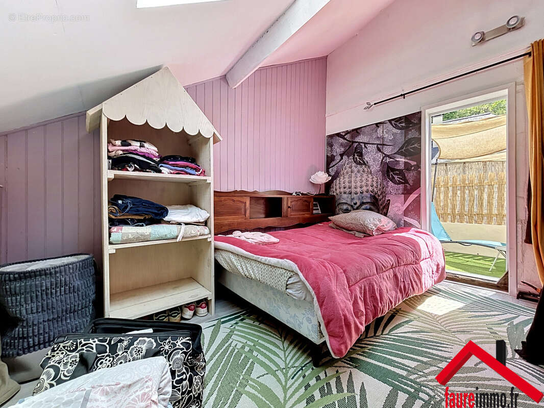 Maison à TERRASSON-LAVILLEDIEU