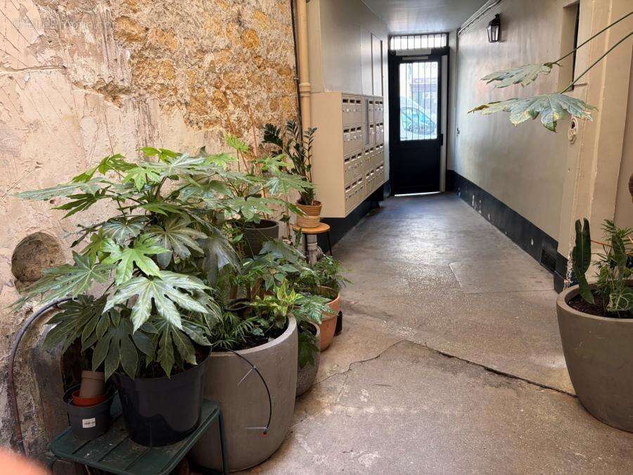 Appartement 13 m² à Paris-10e  - photo 8