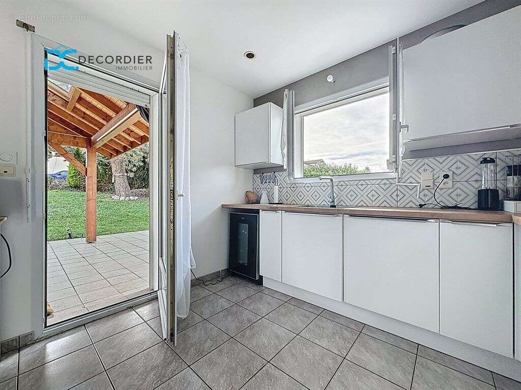 Maison à NEUVECELLE