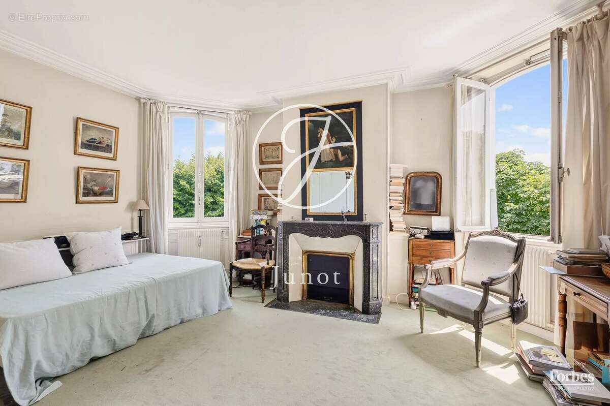 Appartement à SAINT-CLOUD