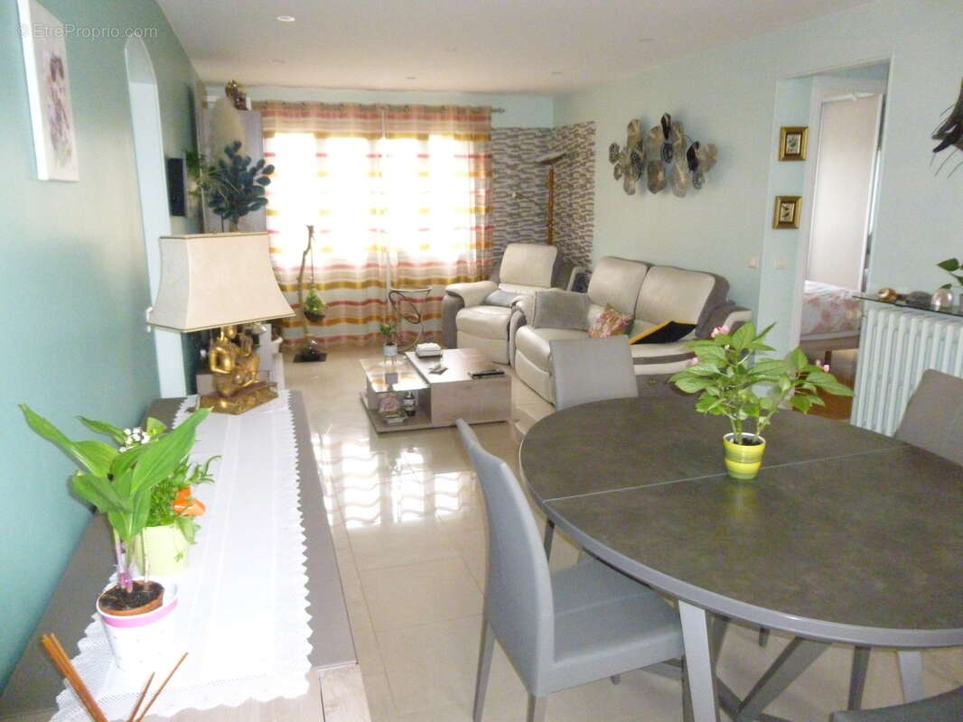 Maison à SAINT-GRATIEN