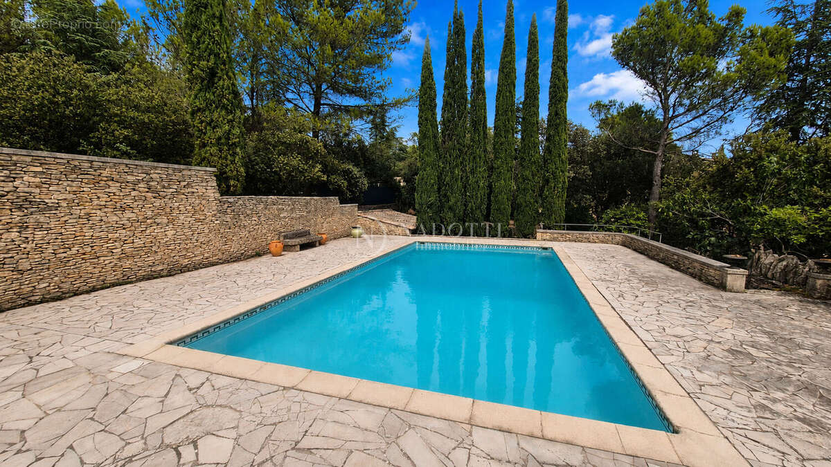Maison à CABRIERES-D'AVIGNON