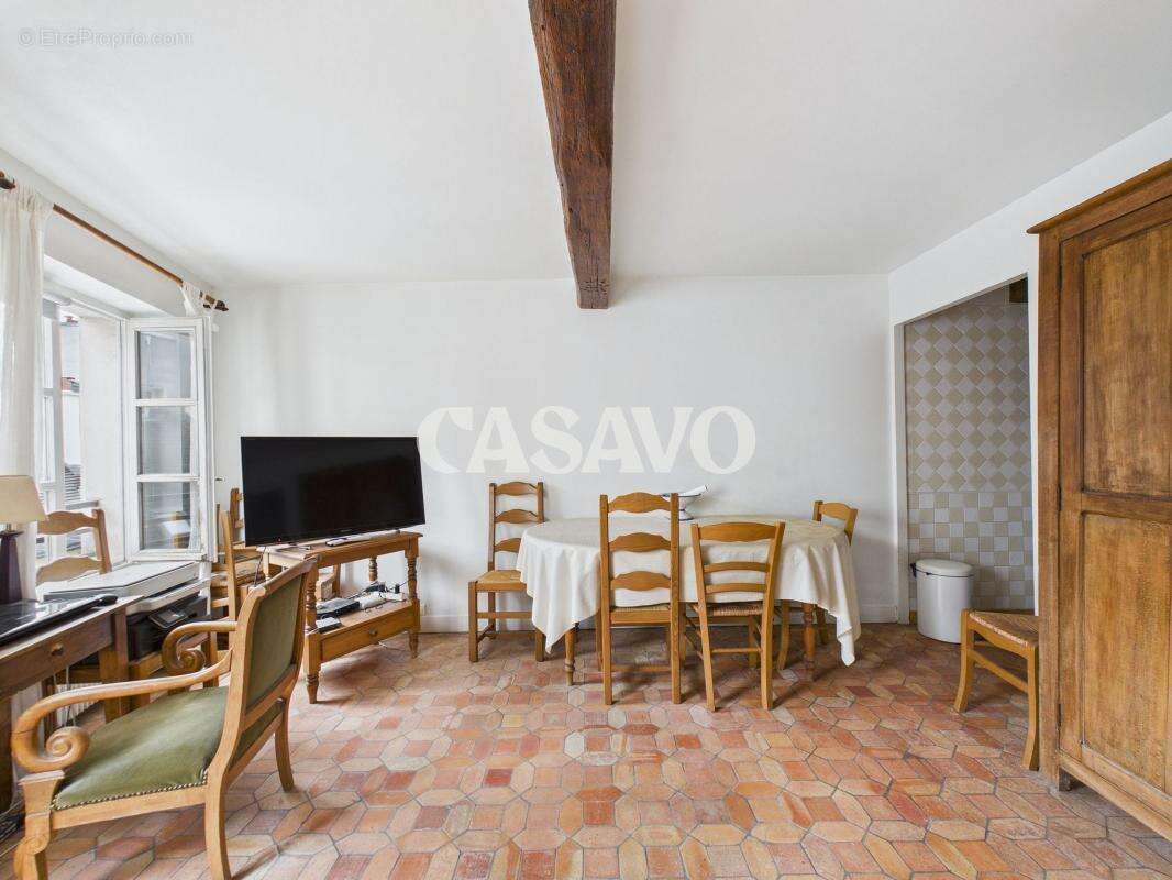 Appartement à PARIS-4E