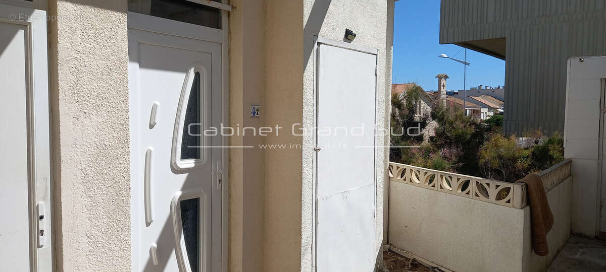Appartement à MAUGUIO
