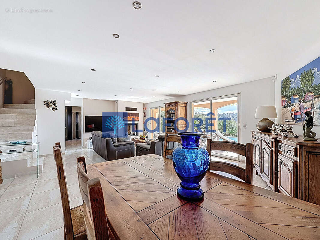 Maison à TRANS-EN-PROVENCE