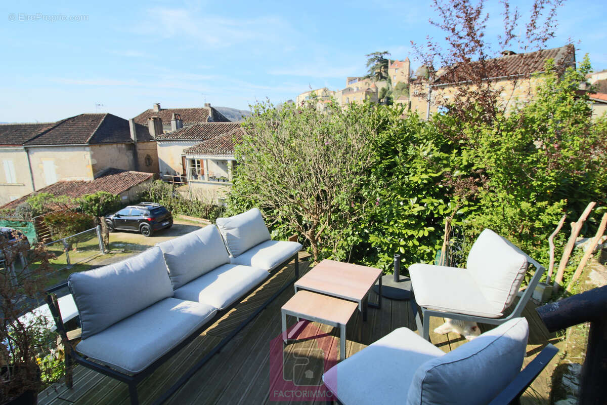 Maison à PUY-L'EVEQUE