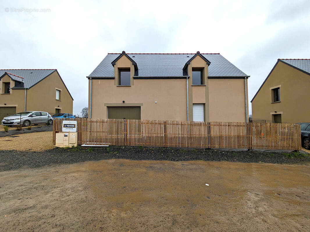 Maison à DOL-DE-BRETAGNE