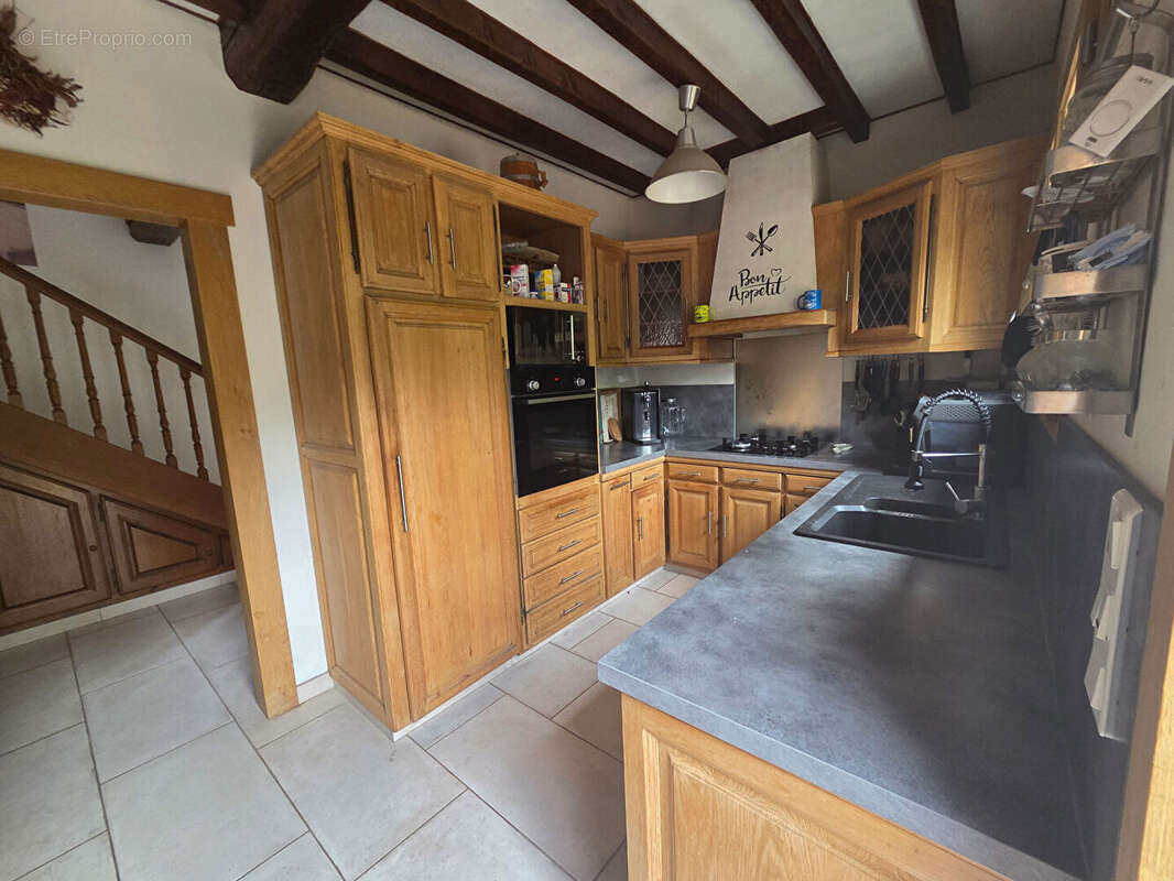 Noyen Sur Seine - 9 pièces - 4 chambres - 274 m² habitable - photo 4