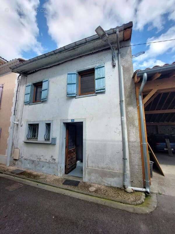 20250402114957 - Maison à SAINT-MARTORY