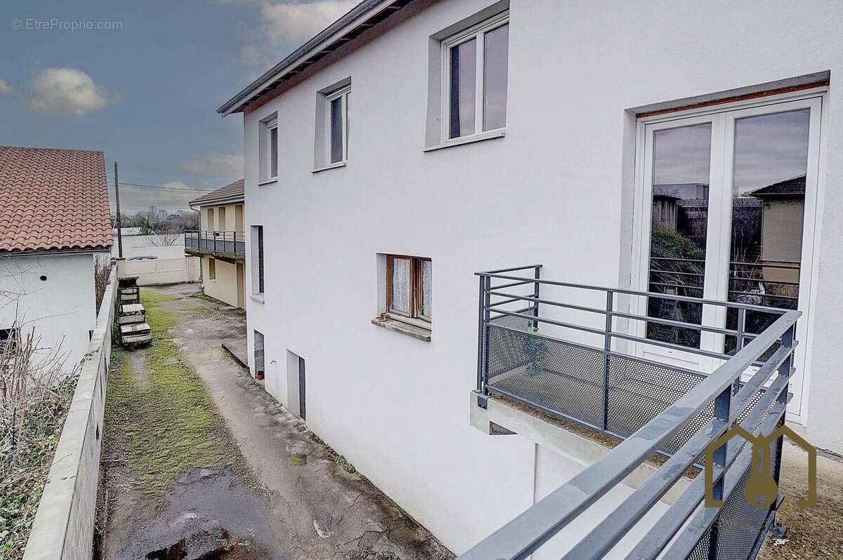 Appartement à VILLEURBANNE