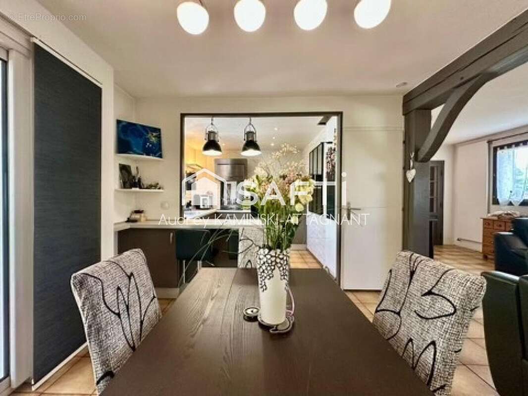 Maison 116 m² à Conflans-Sainte-Honorine  - photo 3