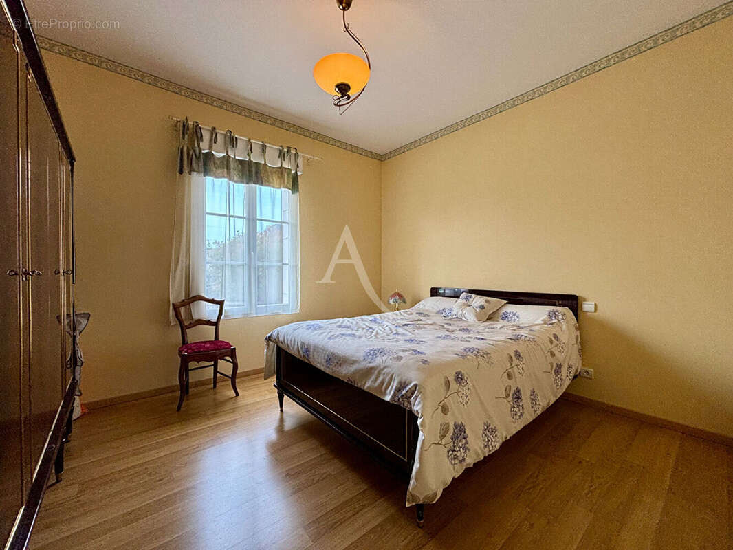 Maison de qualité à proximité des commerces - photo 8