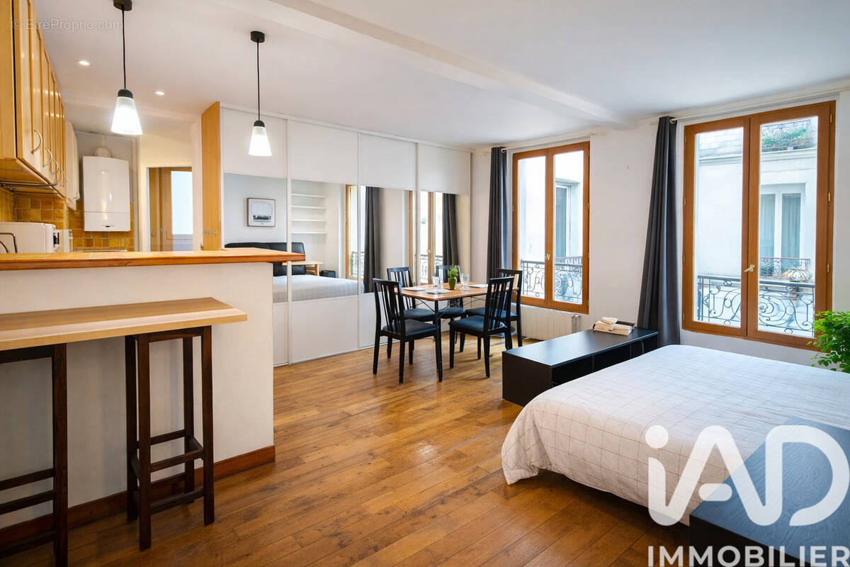 Photo 1 - Appartement à PARIS-17E