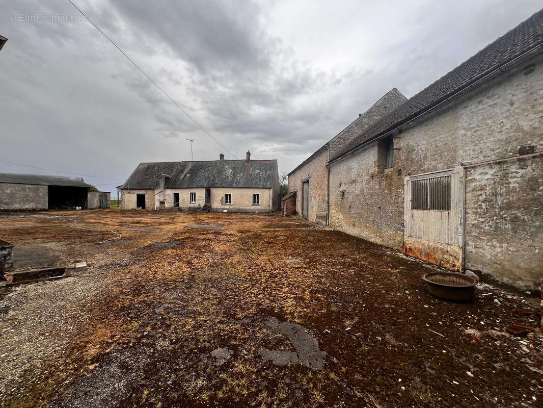 Maison à ANGERVILLE