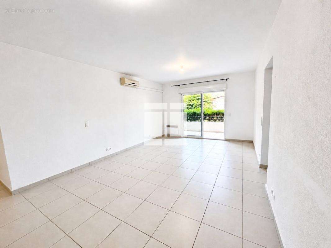 Appartement à SAN-NICOLAO