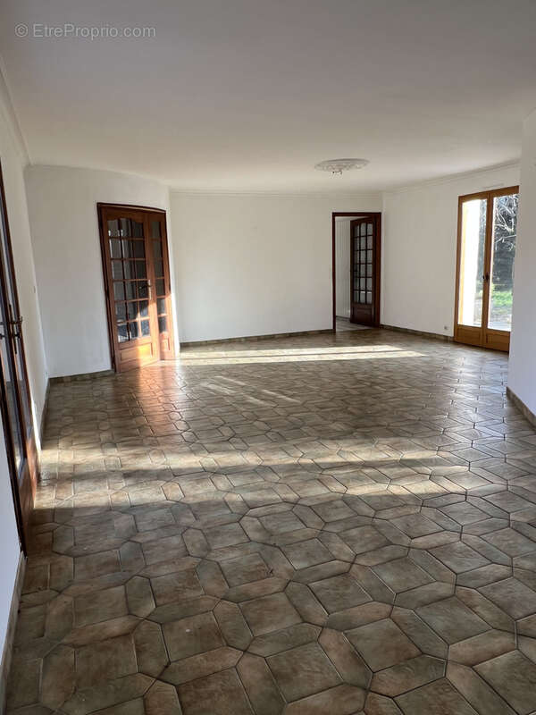 Maison à COGNAC