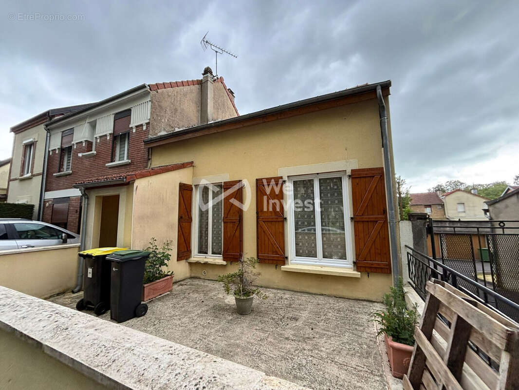 Maison à CHARLEVILLE-MEZIERES