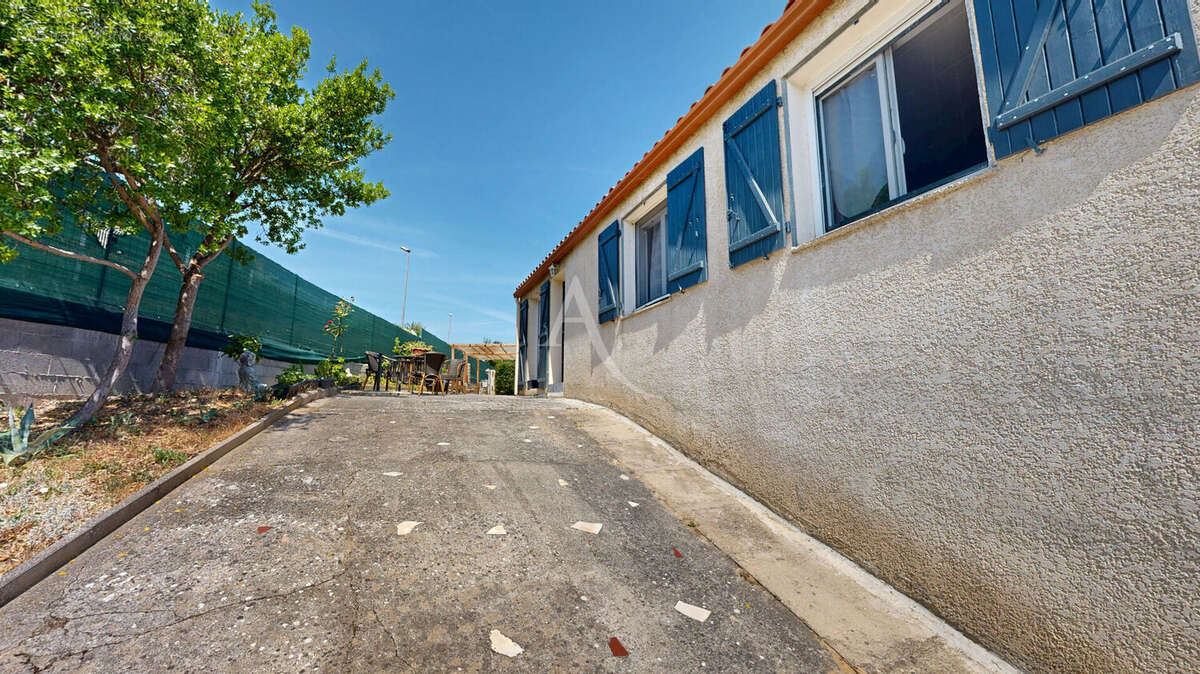 Maison d'habitation avec une vue dégage a CARCASSONNE - photo 14