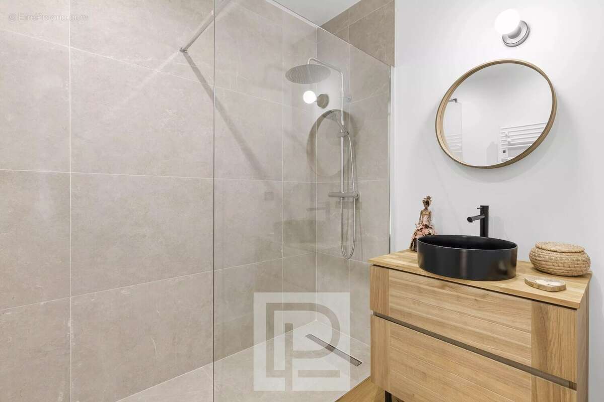 Appartement à MOUGINS