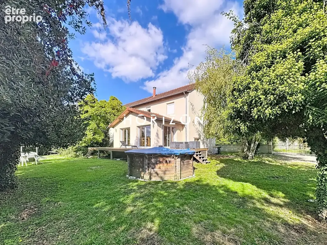 Maison 7 pièces 175 m² à vendre à Saint-Vallier (71230) - photo 1
