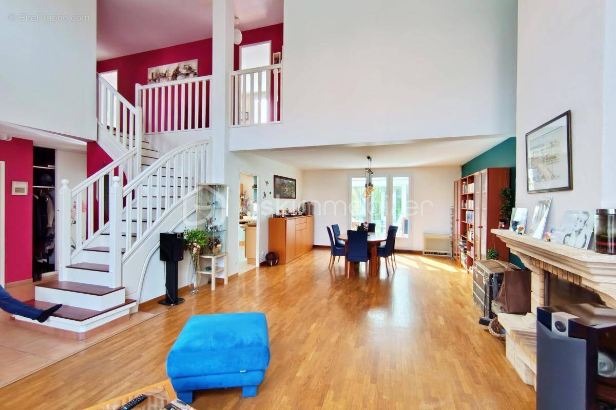 Maison à BOIS-D'ARCY