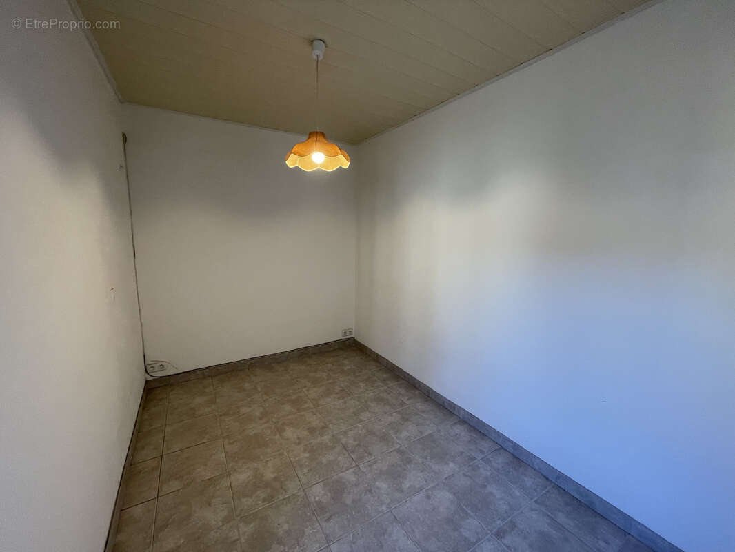 Appartement à LEUDEVILLE