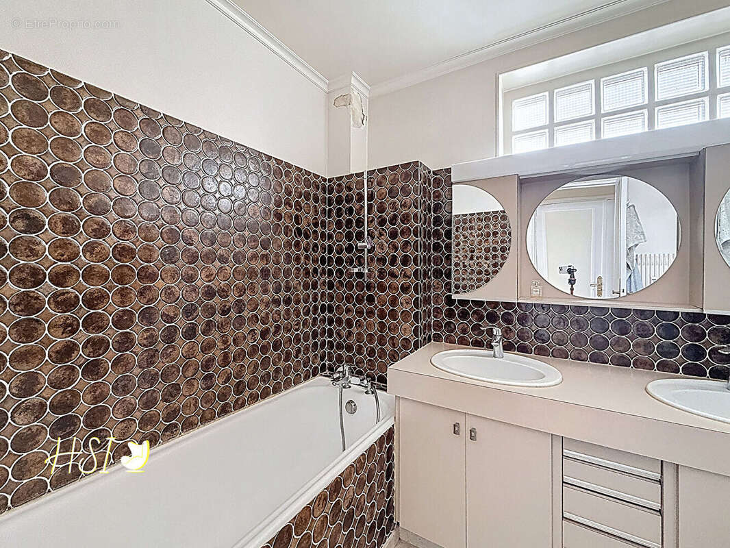 Appartement à COLOMBES