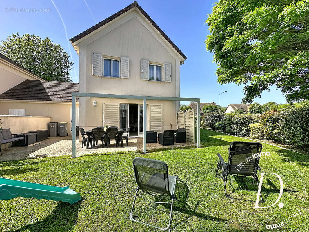 Maison à GASNY