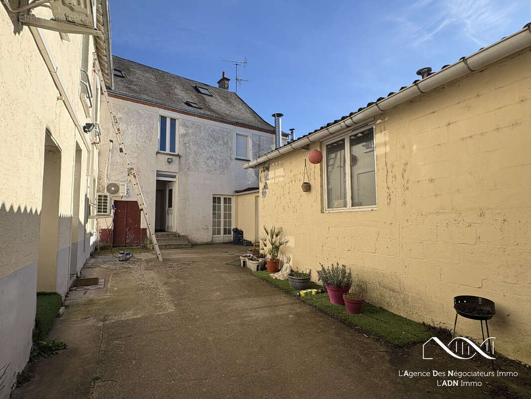 Appartement à SERMAISES