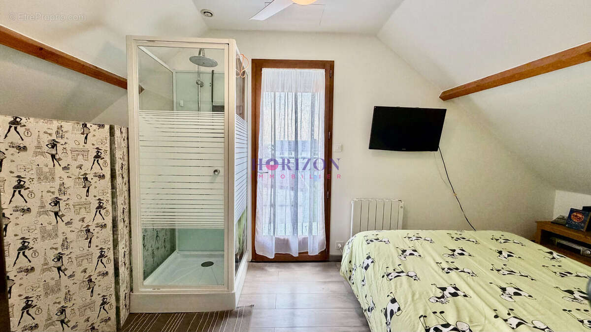 Maison à GOUSSAINVILLE