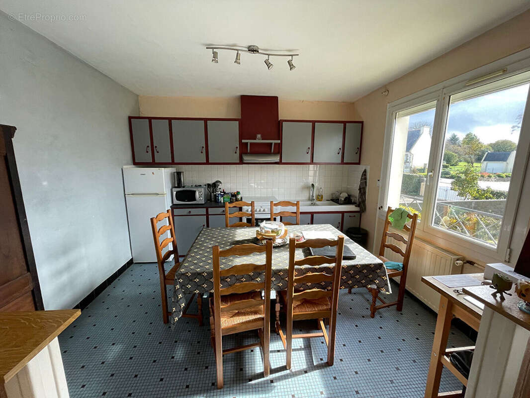 Maison à PLOUGONVEN