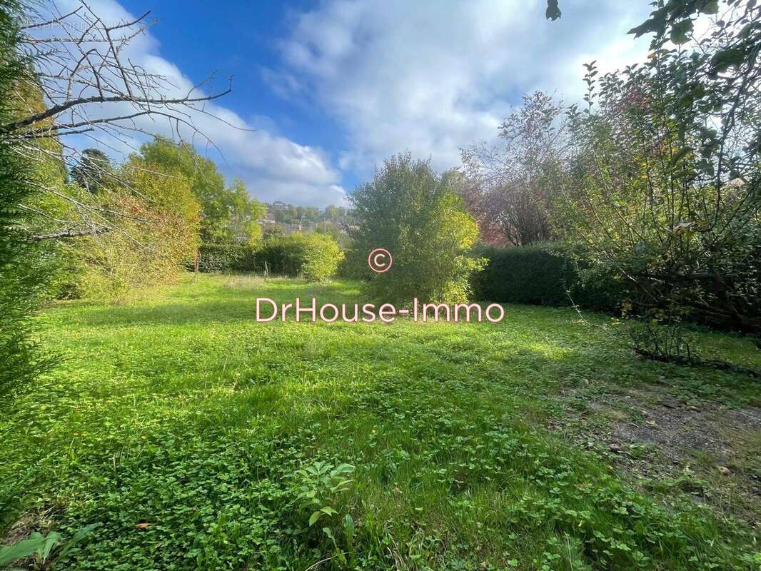 Autre à VAUX-SUR-SEINE