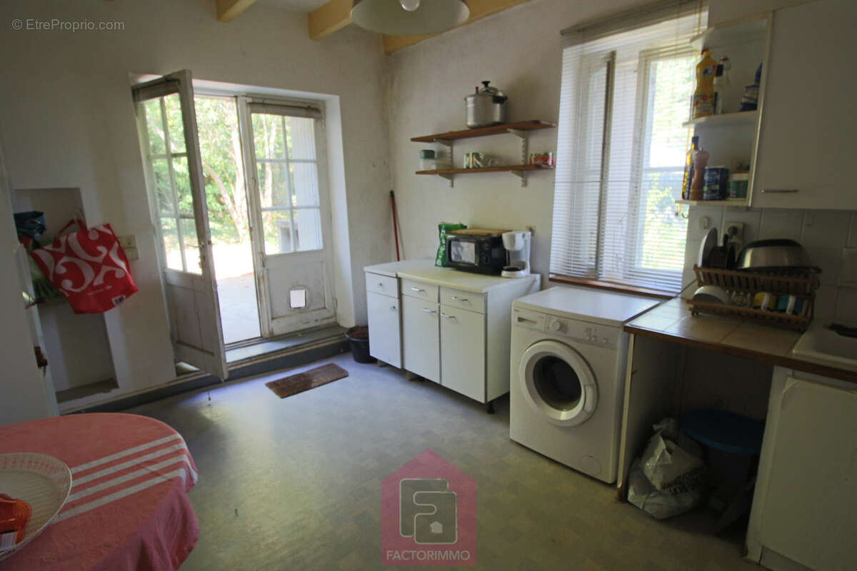 Rare!! En exclusivité   Au cœur de Puy-l'Évêque - photo 9