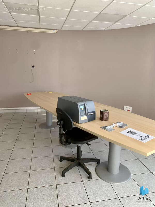 Commerce à LA FERTE-BERNARD