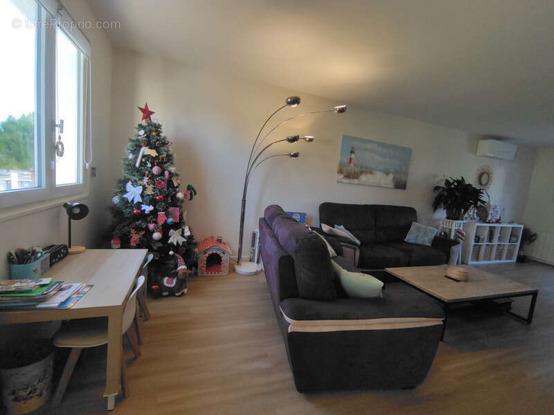 Maison à PONT-DU-CHATEAU