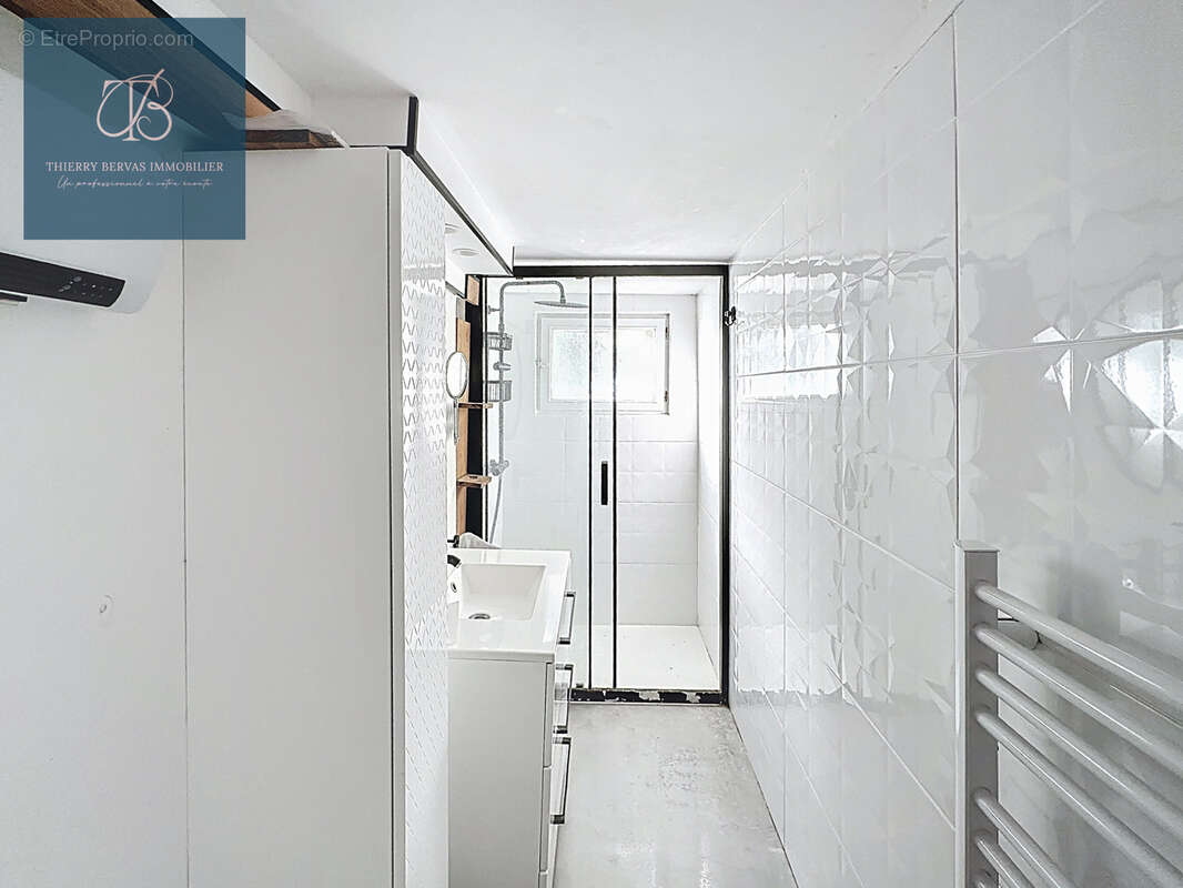 Maison à LAMPAUL-PLOUARZEL