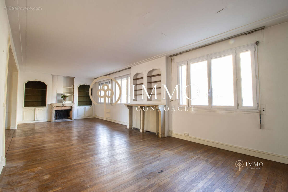Appartement à BOURG-LA-REINE