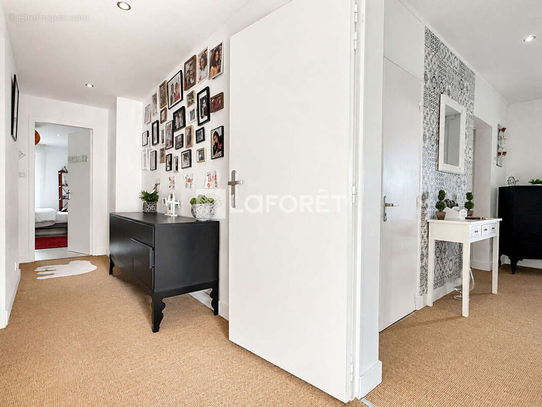 Appartement à SAINTES