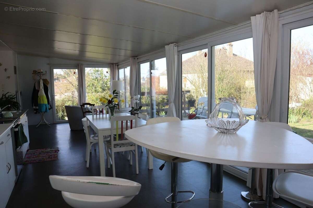 Maison à VILLEMANDEUR