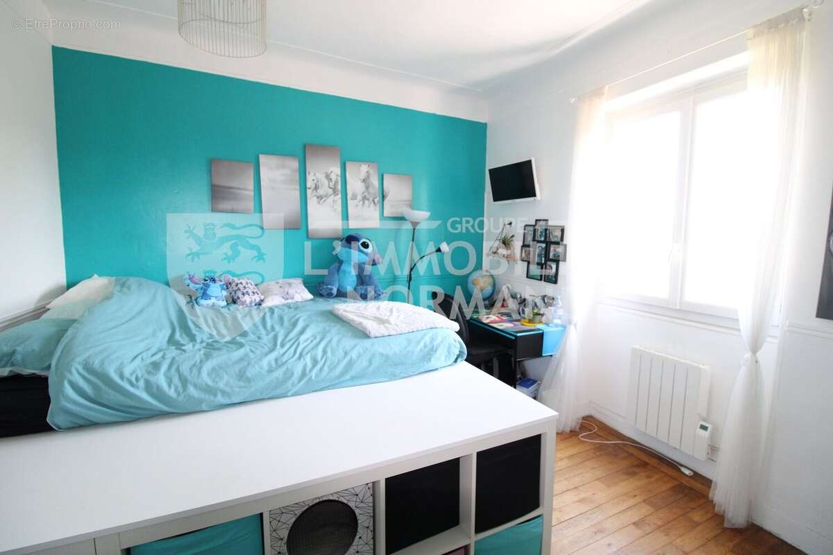 Maison à BONNIERES-SUR-SEINE