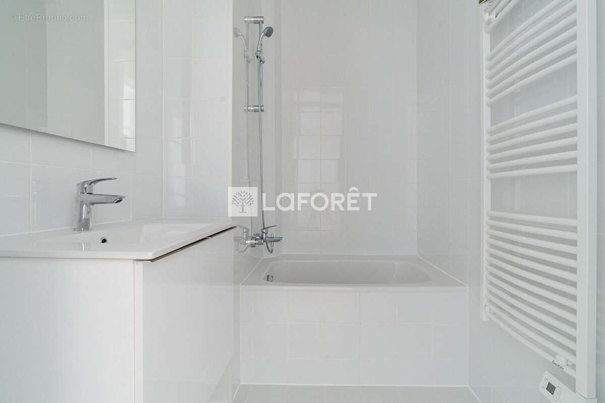 Appartement Paris 3 pièces 67.11 m2 - photo 6