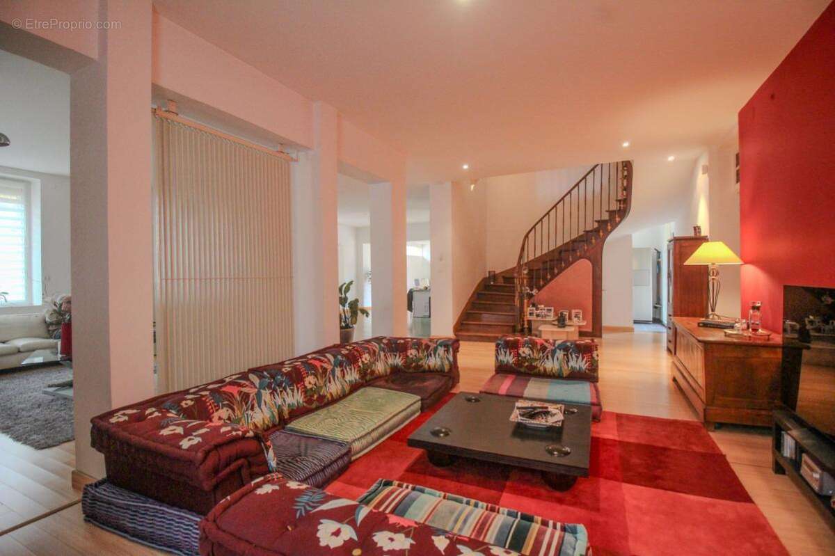 Maison à CASTELSARRASIN